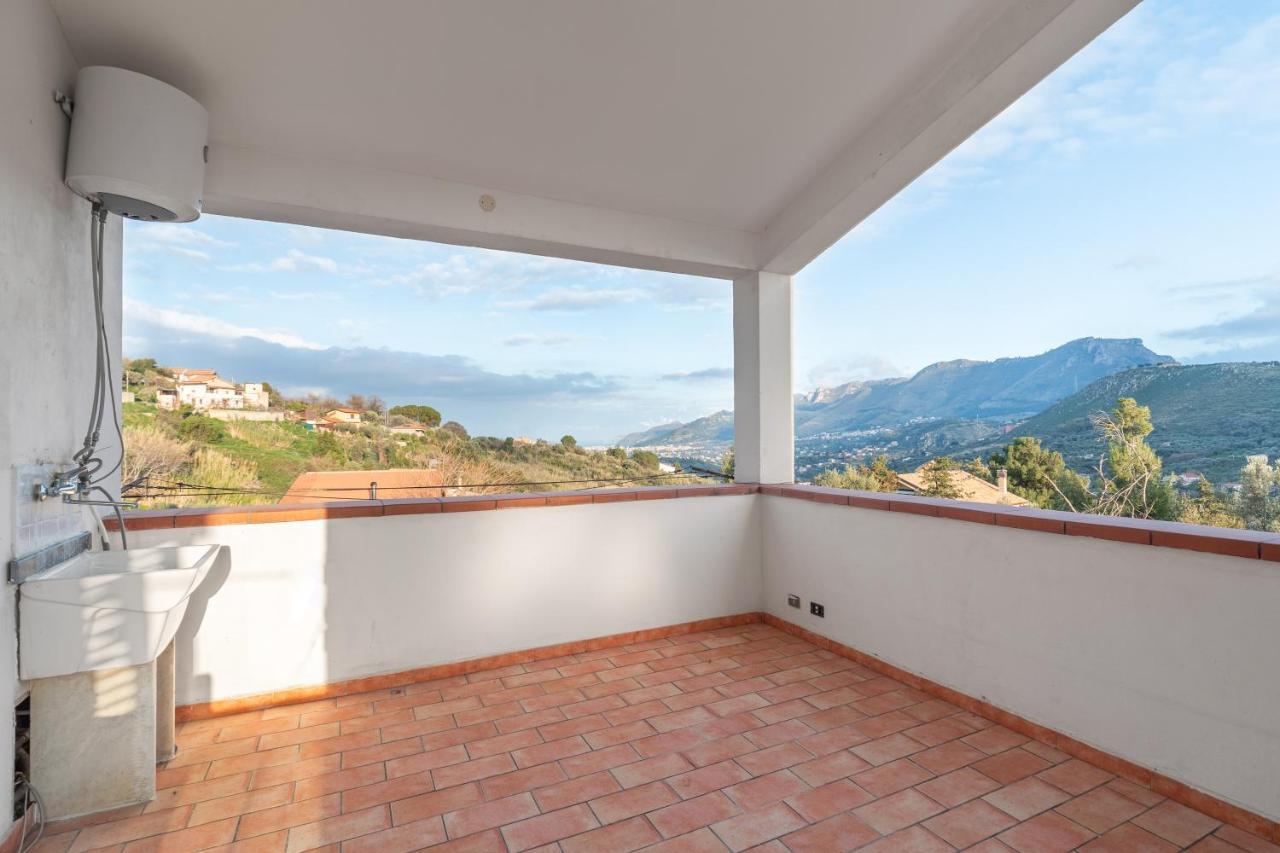 Appartamento In Villa Marlory مونريالي المظهر الخارجي الصورة