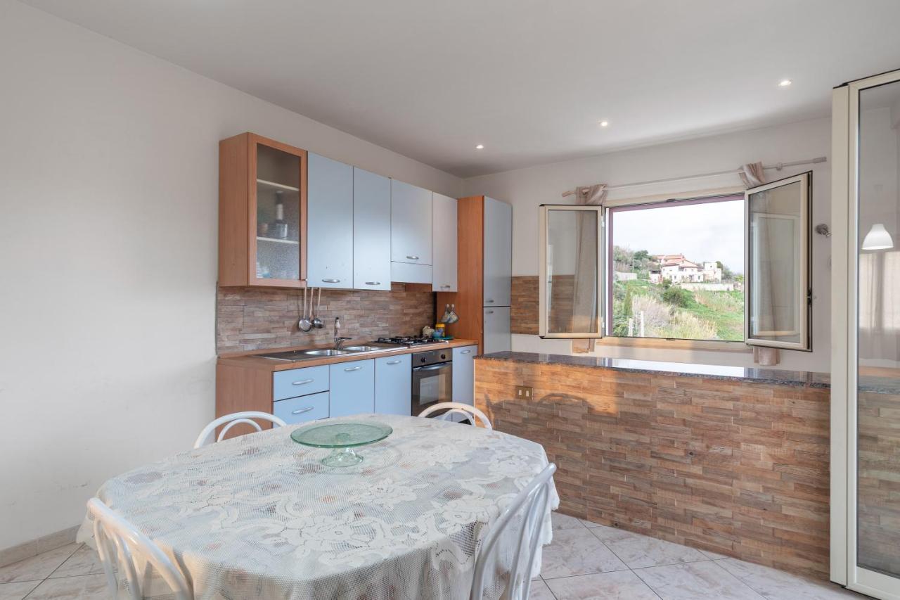 Appartamento In Villa Marlory مونريالي المظهر الخارجي الصورة