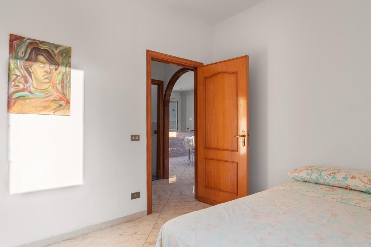 Appartamento In Villa Marlory مونريالي المظهر الخارجي الصورة